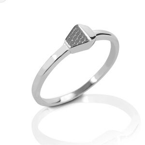 Kelly Herd Nail Ring